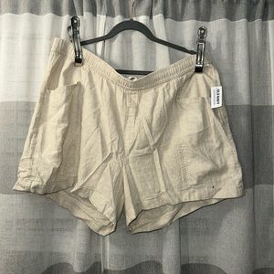 Women Old Navy linen shorts